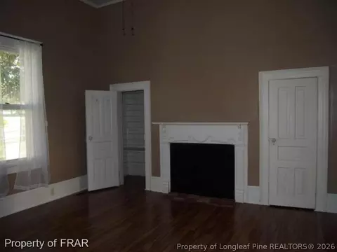573 Carthage St, Cameron, NC 28326 photo 3
