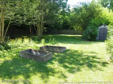 573 Carthage St, Cameron, NC 28326 photo 8
