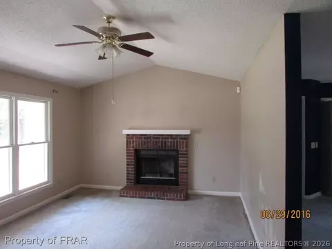 75 Doris Dr, Bunnlevel, NC 28323 photo 3