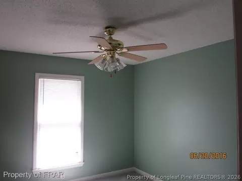 75 Doris Dr, Bunnlevel, NC 28323 photo 9