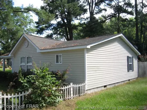103 Holmes St, Erwin, NC 28339 photo 2