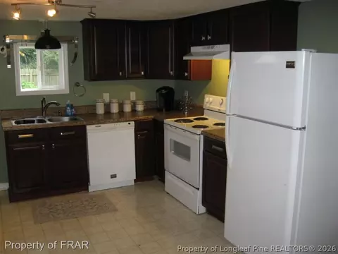 103 Holmes St, Erwin, NC 28339 photo 7
