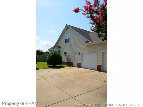 201 Bugle Call Dr, Raeford, NC 28376 photo 8