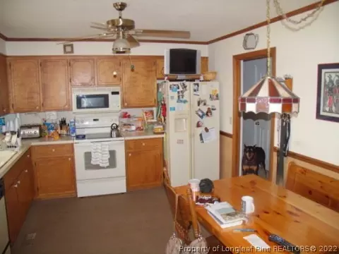 212 Edgewater Dr, Broadway, NC 27505 photo 8