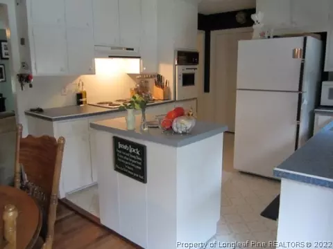 523 Colonial Dr, Broadway, NC 27505 photo 8