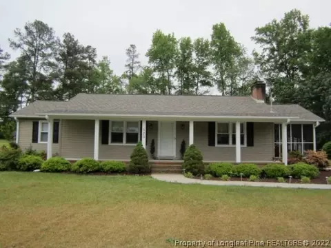 523 Colonial Dr, Broadway, NC 27505 photo 1