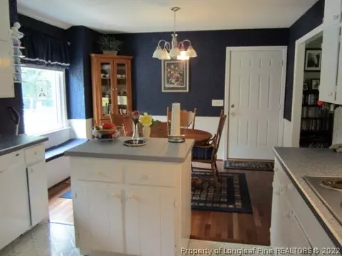 523 Colonial Dr, Broadway, NC 27505 photo 6