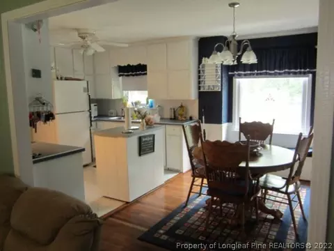523 Colonial Dr, Broadway, NC 27505 photo 4