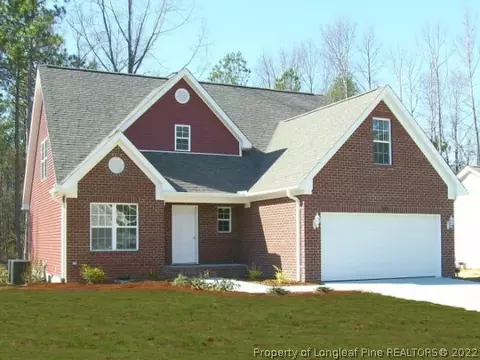 129 Lori Ln, Aberdeen, NC 28315 photo 1