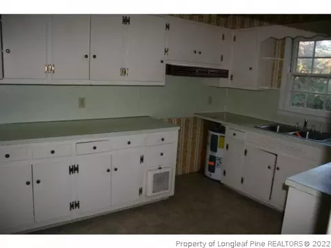 261 E Old Plank Rd, Robbins, NC 27325 photo 6