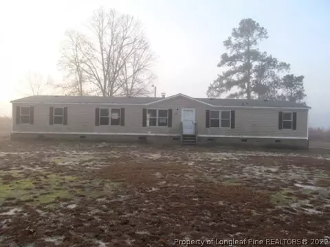 215 Huckleberry Ln, Erwin, NC 28339 photo 1
