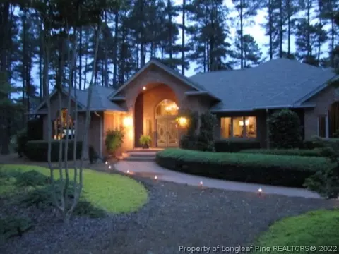10 Grey Abbey Dr, Pinehurst, NC 28374 photo 1