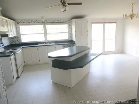124 N Spring Br, Dunn, NC 28334 photo 7