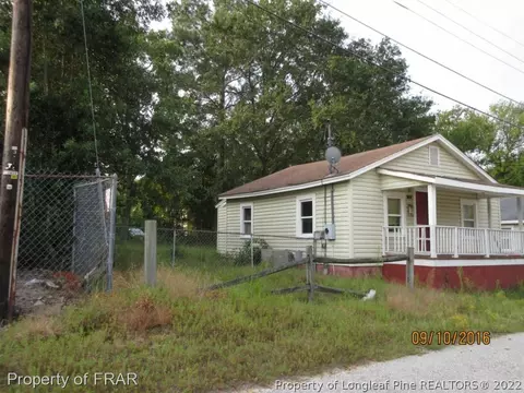 113 Johnson St, Spring Lake, NC 28390 photo 2
