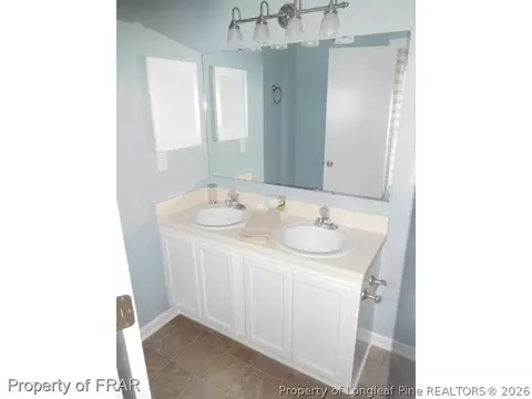 115 Eileen Dr, Spring Lake, NC 28390 photo 9