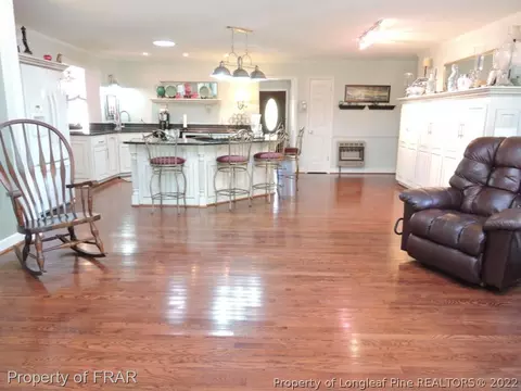 705 E Morris Cir, Dunn, NC 28334 photo 8