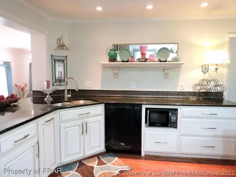 705 E Morris Cir, Dunn, NC 28334 photo 12