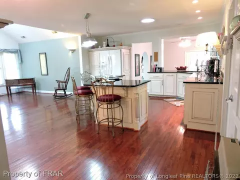 705 E Morris Cir, Dunn, NC 28334 photo 7
