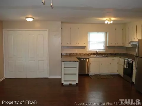 705 Warren Rd, Erwin, NC 28339 photo 8