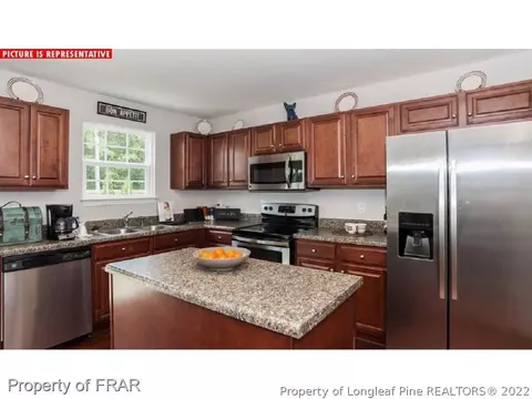 45 Folkstone Ct, Bunnlevel, NC 28323 photo 4