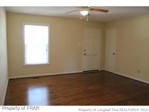 751 Goodyear Dr, Spring Lake, NC 28390 photo 2