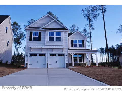 32 Timber Skip Dr, Spring Lake, NC 28390 photo 3