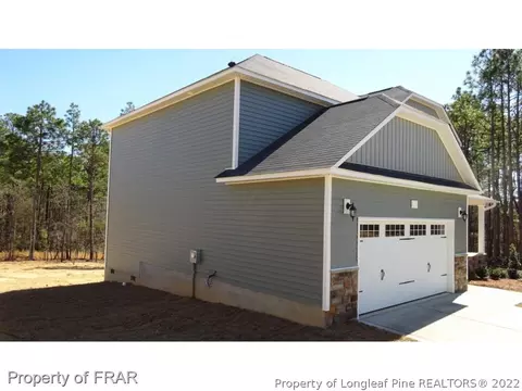 721 Wood Point Dr, Bunnlevel, NC 28323 photo 4