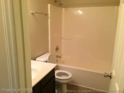624 Riverwind Dr, Spring Lake, NC 28390 photo 8