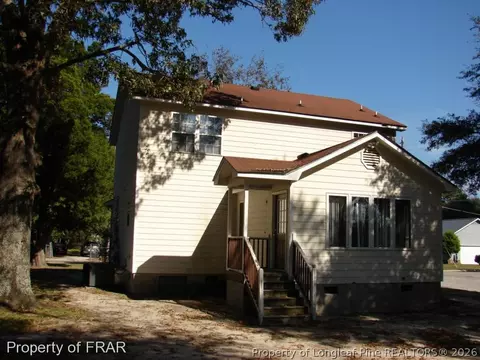 526 Stack St, Saint Pauls, NC 28384 photo 5