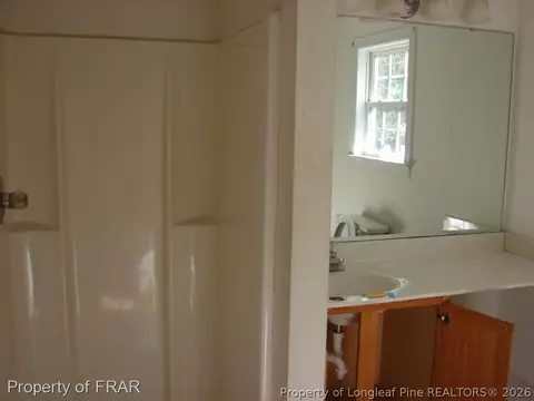 526 Stack St, Saint Pauls, NC 28384 photo 21