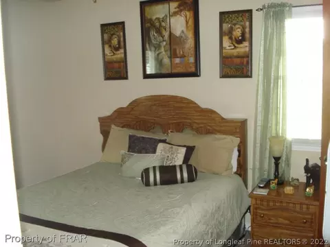 102 Pine St, Dunn, NC 28334 photo 9