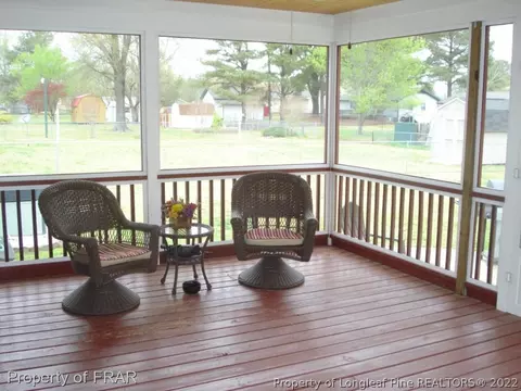 102 Pine St, Dunn, NC 28334 photo 13