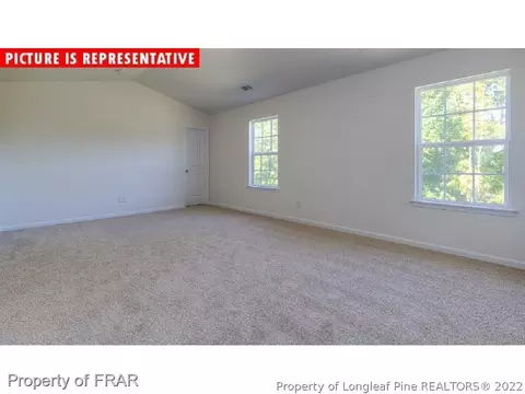 557 Botanical Ct, Bunnlevel, NC 28323 photo 2