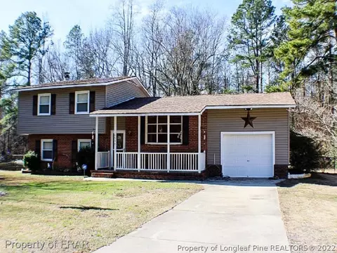 1607 Dolphin St, Spring Lake, NC 28390 photo 2