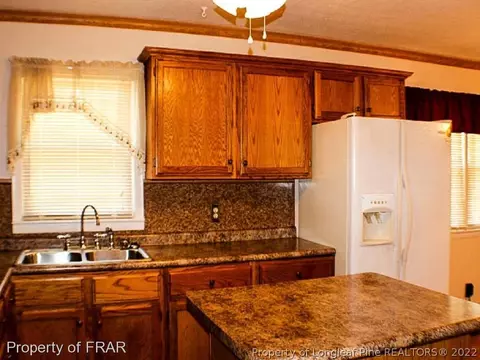 1607 Dolphin St, Spring Lake, NC 28390 photo 5