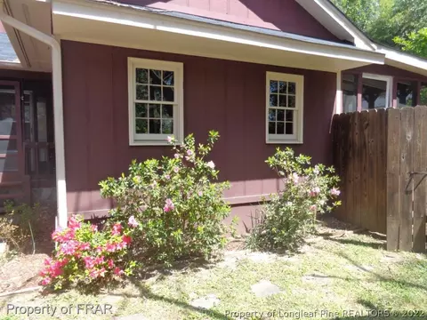 135 Eulon Loop, Raeford, NC 28376 photo 3