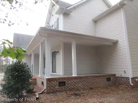 295 Pinecroft Dr, Dunn, NC 28334 photo 3