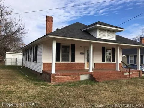 404 E St, Erwin, NC 28339 photo 2