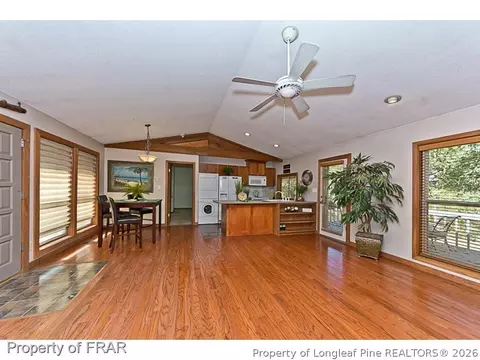 232 Range Rd, Hope Mills, NC 28348 photo 5