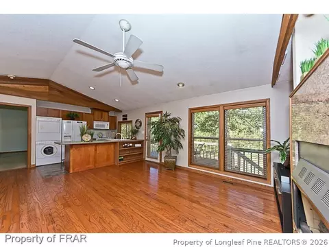 232 Range Rd, Hope Mills, NC 28348 photo 4