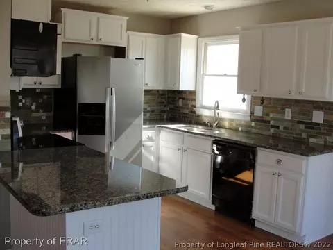 90 Eileen Dr, Spring Lake, NC 28390 photo 13