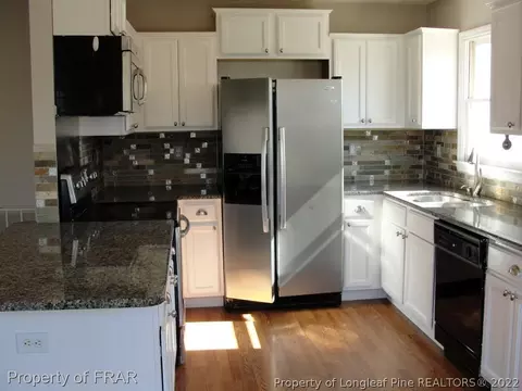 90 Eileen Dr, Spring Lake, NC 28390 photo 4