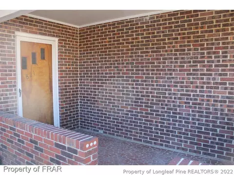 821 Austin, Hamlet, NC 28345 photo 3