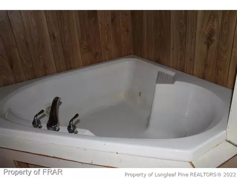 821 Austin, Hamlet, NC 28345 photo 27