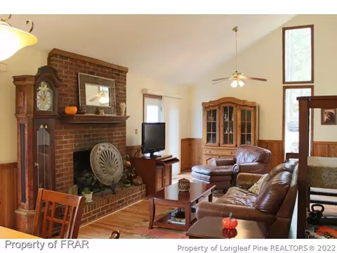 139 Firetree Ln, West End, NC 27376 photo 2