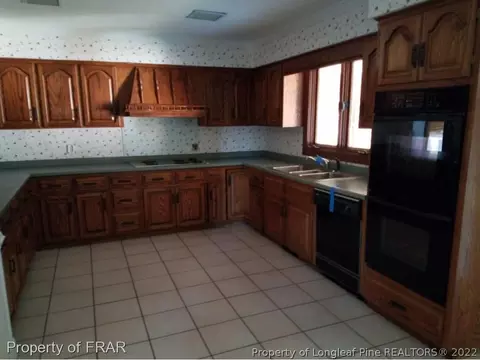 809 Davis Dr, Dunn, NC 28334 photo 6