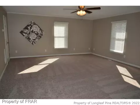 951 Weeks Rd, Dunn, NC 28334 photo 7