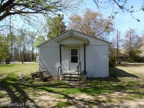 419 Croom Rd, Maxton, NC 28364 photo 9
