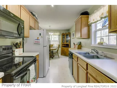 94 Maple Leaf Ln, Smithfield, NC 27577 photo 10