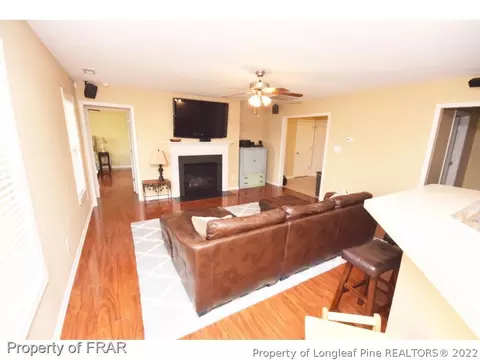 40 Great Oak Ct, Bunnlevel, NC 28323 photo 4